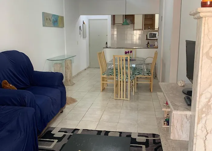 Apartamento 2 Dormitorios Pe Na Areia
